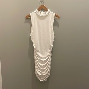 White Bodycon dress size XL Preowned